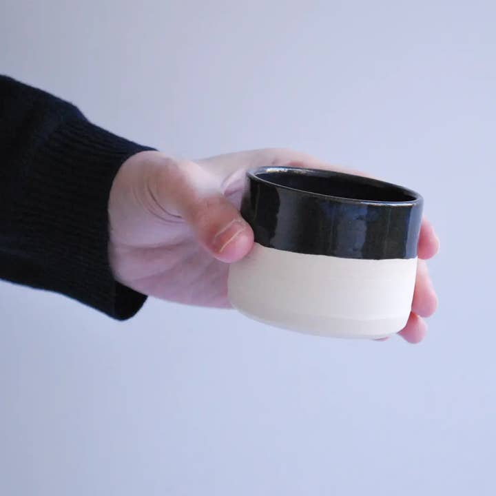 Ensemble de 4 tasses scandinaves pour flat white pour la vente par Modern Pottery Shop