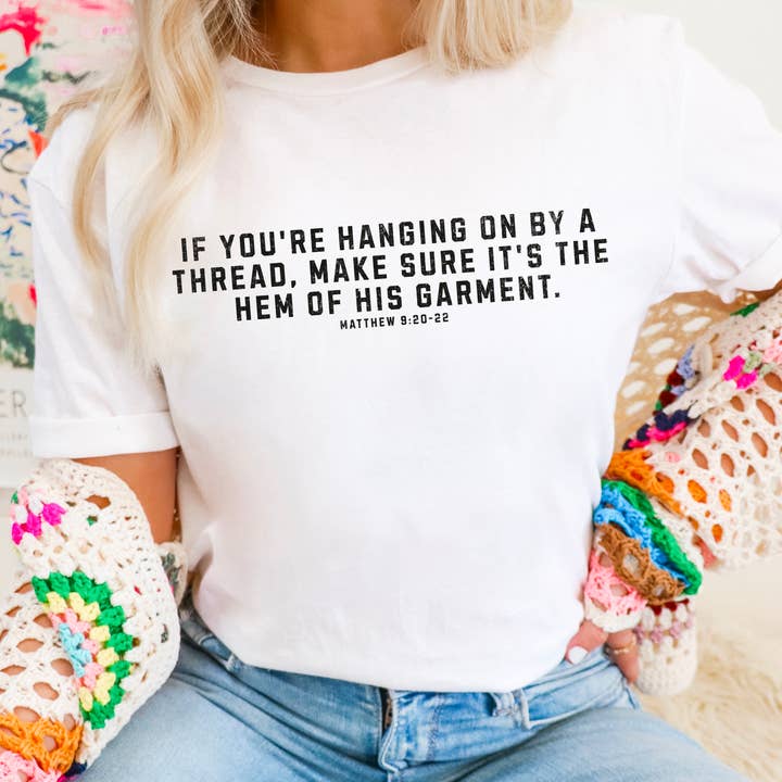 Hvis du hænger i en tynd tråd Kristus Grafisk T-shirt | Gildan for engroshandel hos Shoppe SHC