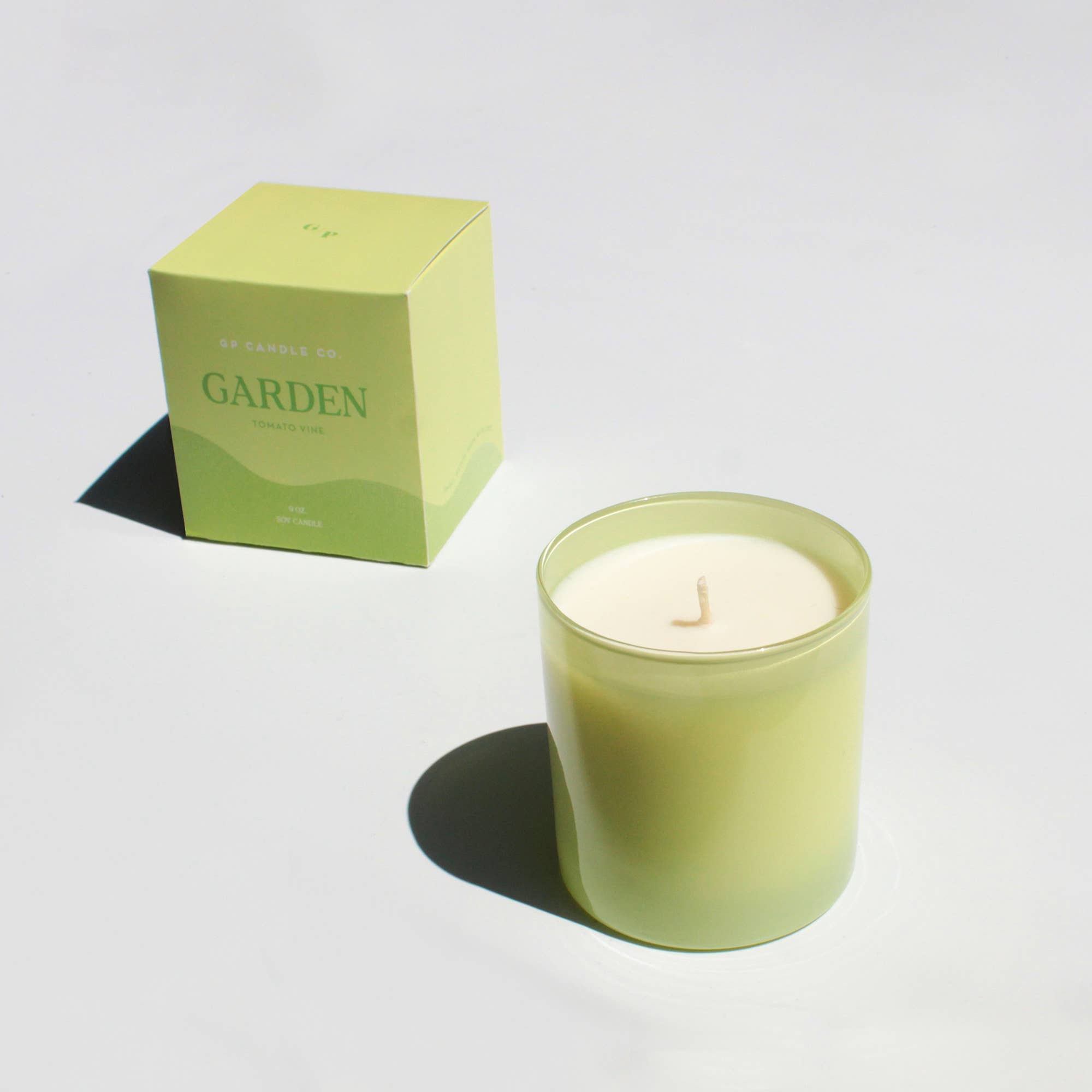 GP Candle Co. - Vendita all'ingrosso Candela in vasetto - Candela Hue da giardino da 9 once (Tomato Vine)1