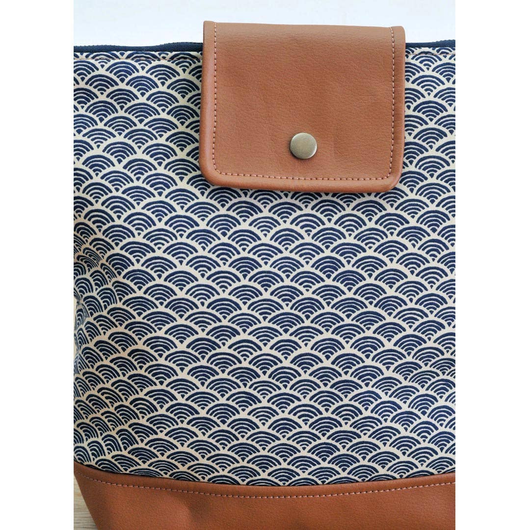 Lauren Holloway - Wholesale Backpack - Women's - Willow Convertible Backpack - Blue Japanese Wave5