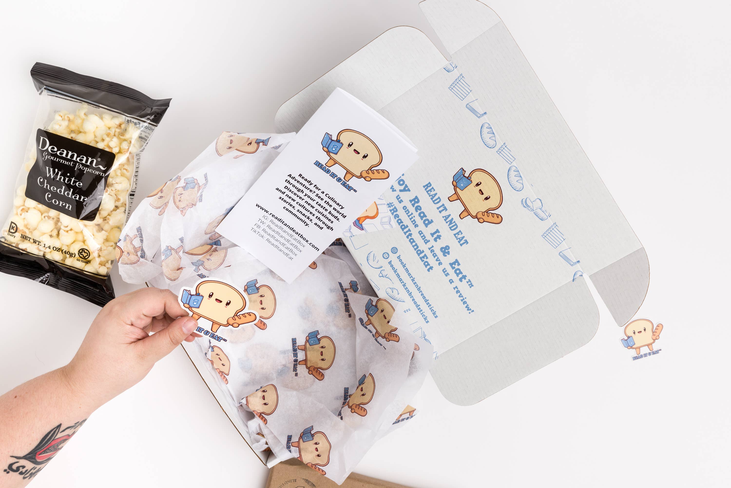 Read It & Eat - Wholesale Teen & Young Adult Book - Young Adult | Blind Date with a Book6