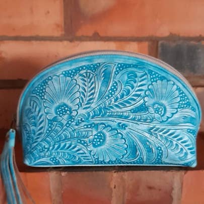 Handmade, Leather makeup bags for women, Cosmetic/Travel Bag for wholesale by Santiago Sebastian Leathers