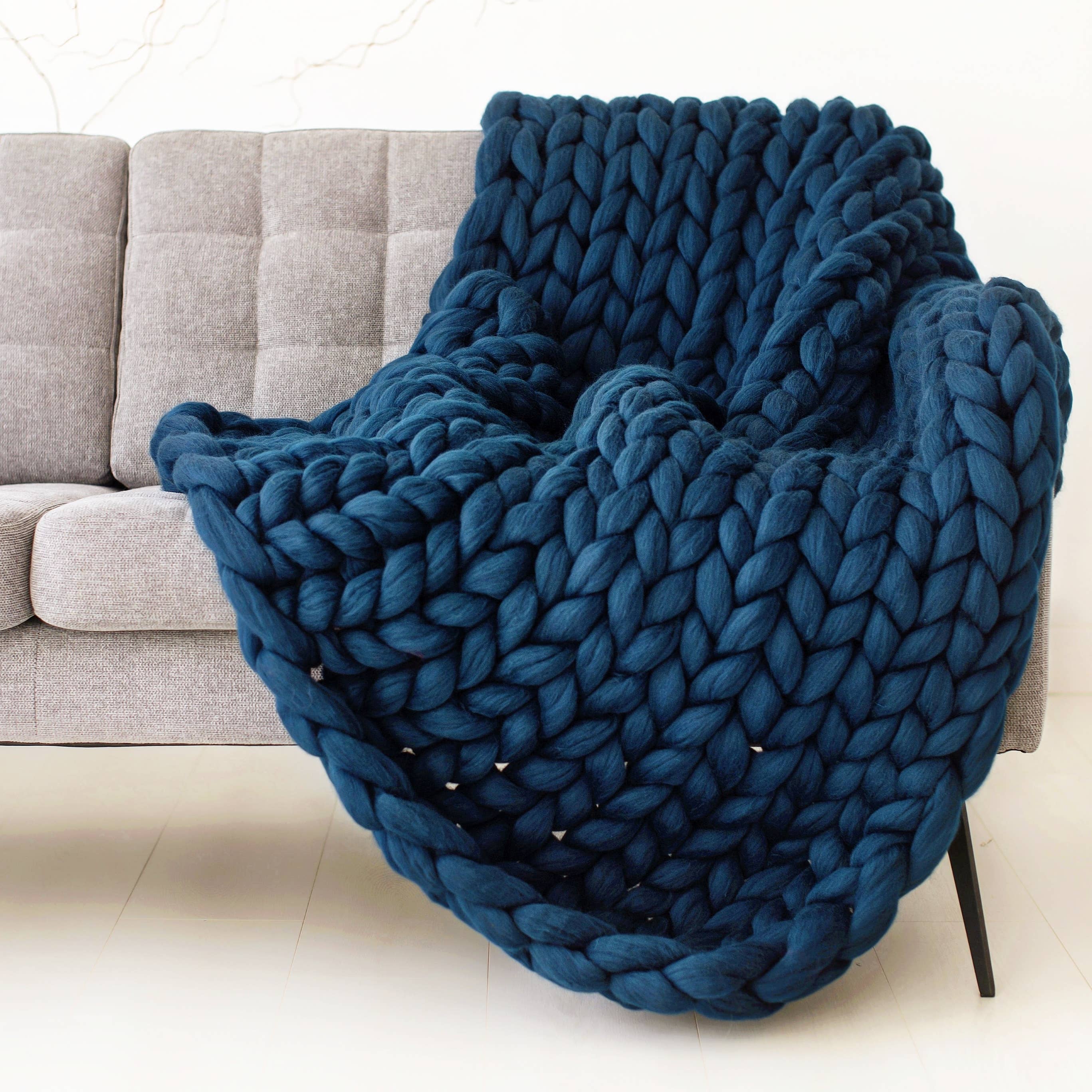 Chunky Wool Studio - Wholesale Throw Blanket - Handmade Chunky Knit Blankets15
