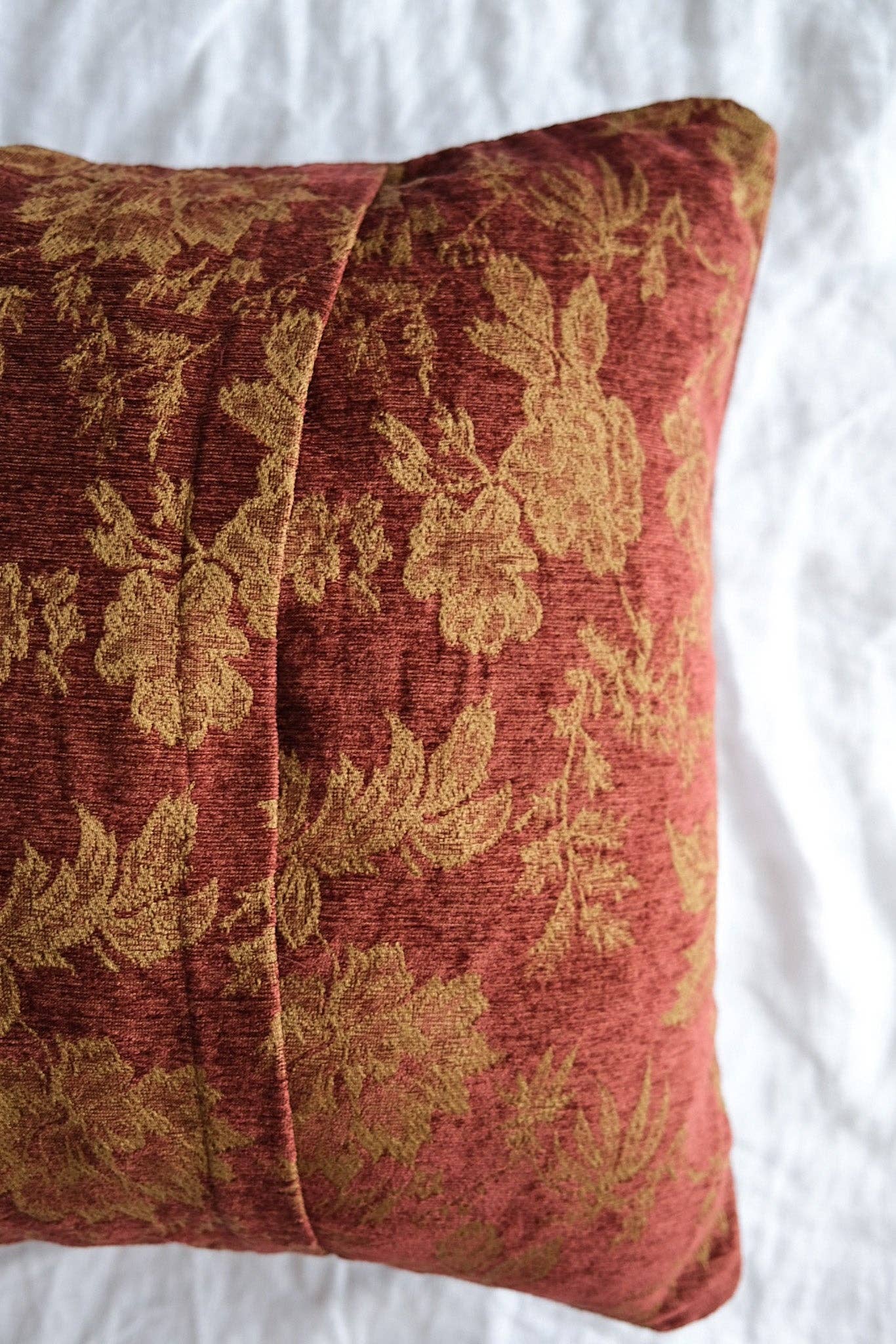 Twenty Third by Deanne - Wholesale Throw/Decorative Pillow - Manon Reversible Tapestry Pillow4