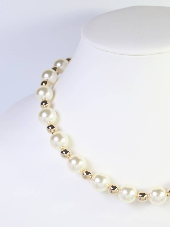 Grenada Pearl Beaded Necklace Gold for wholesale by Caroline Hill