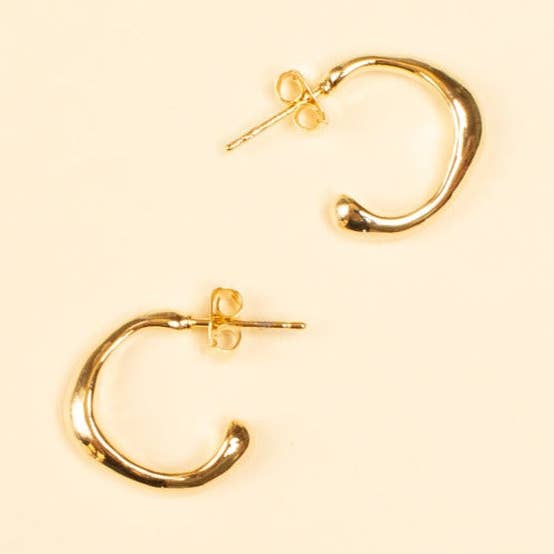 Jill Michael Jewelry - Wholesale Hoop Earrings - Zuma Wavy Hoop0