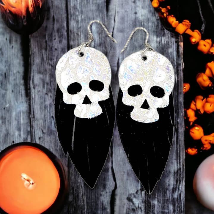 Combinazione teschi e frange per la vendita all'ingrosso da parte di Bushleys Beauties, LLC