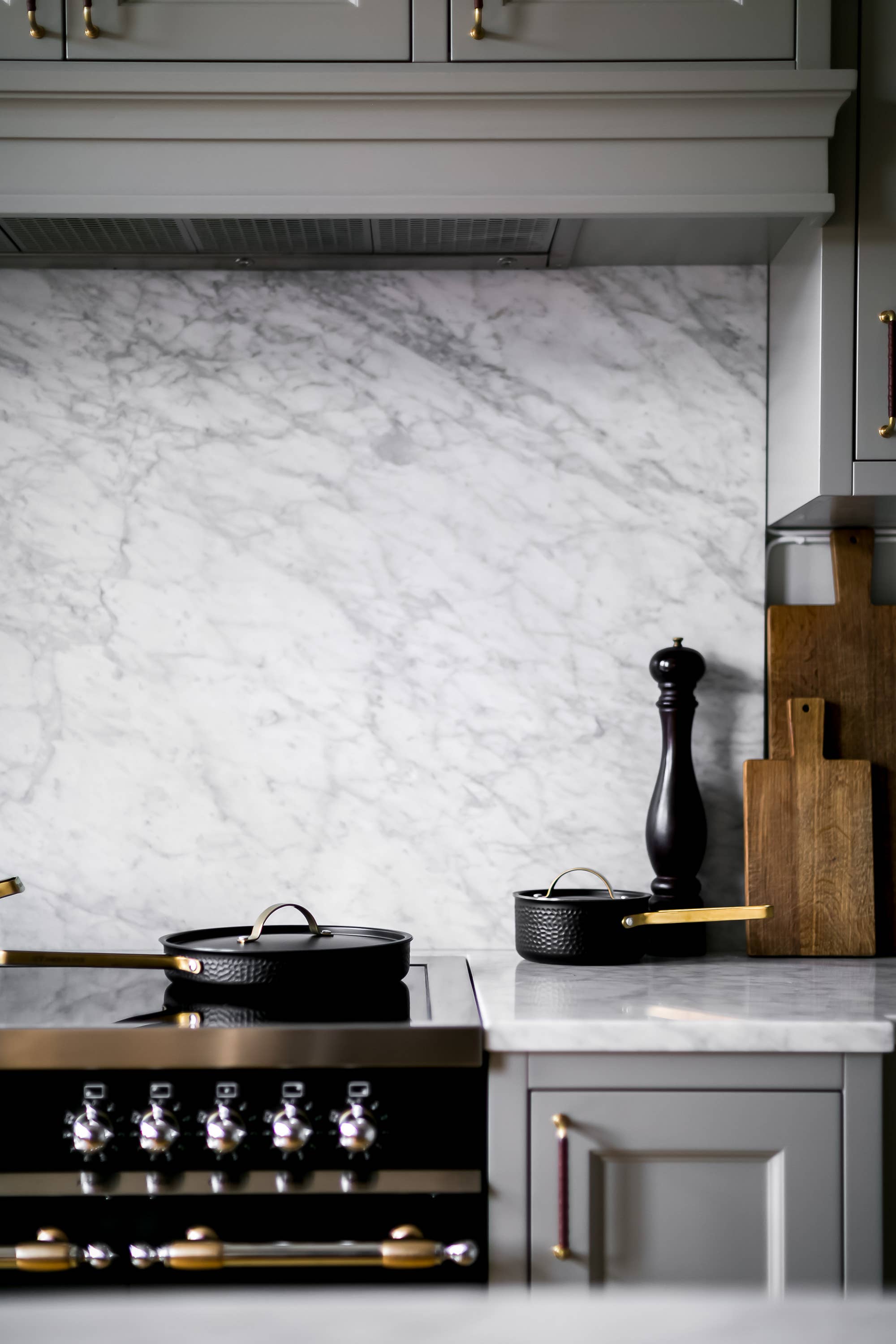 Vargen & Thor - Wholesale Cookware Set - ARVET – Complete Set. Black&Brass3