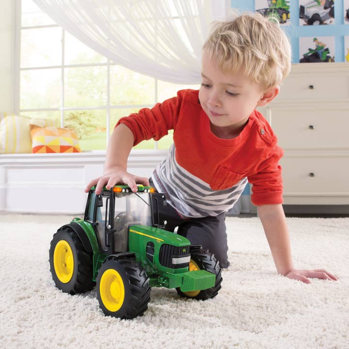 TOMY - Wholesale Toy Car/Truck - Kids - TOMY 1:16 John Deere Big Farm Tractor with Lights & Sounds 8