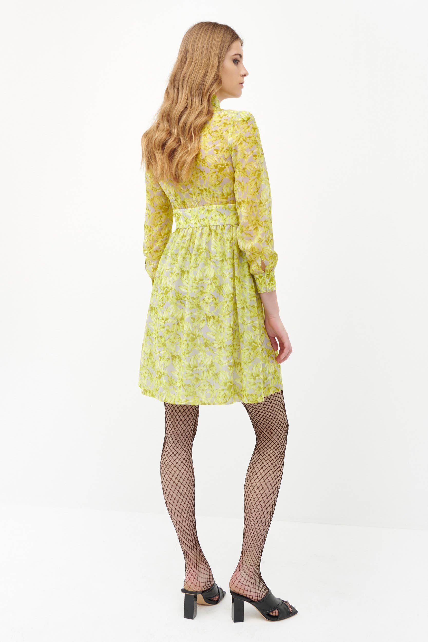 Cyrana – Großhandel Kleid – Damen – Grünes Isis-Kleid von Cyrana2