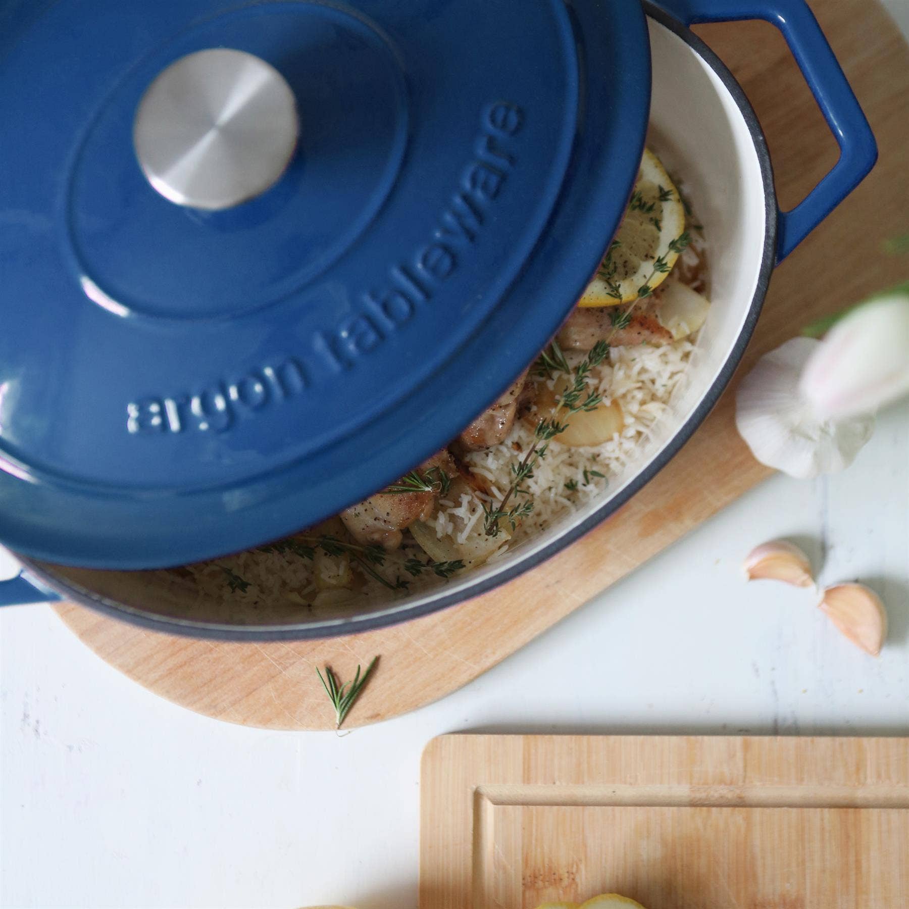 Rinkit Ltd - Vente Marmites - Plat à cassoulet ovale en fonte 4,68 L Ombre31