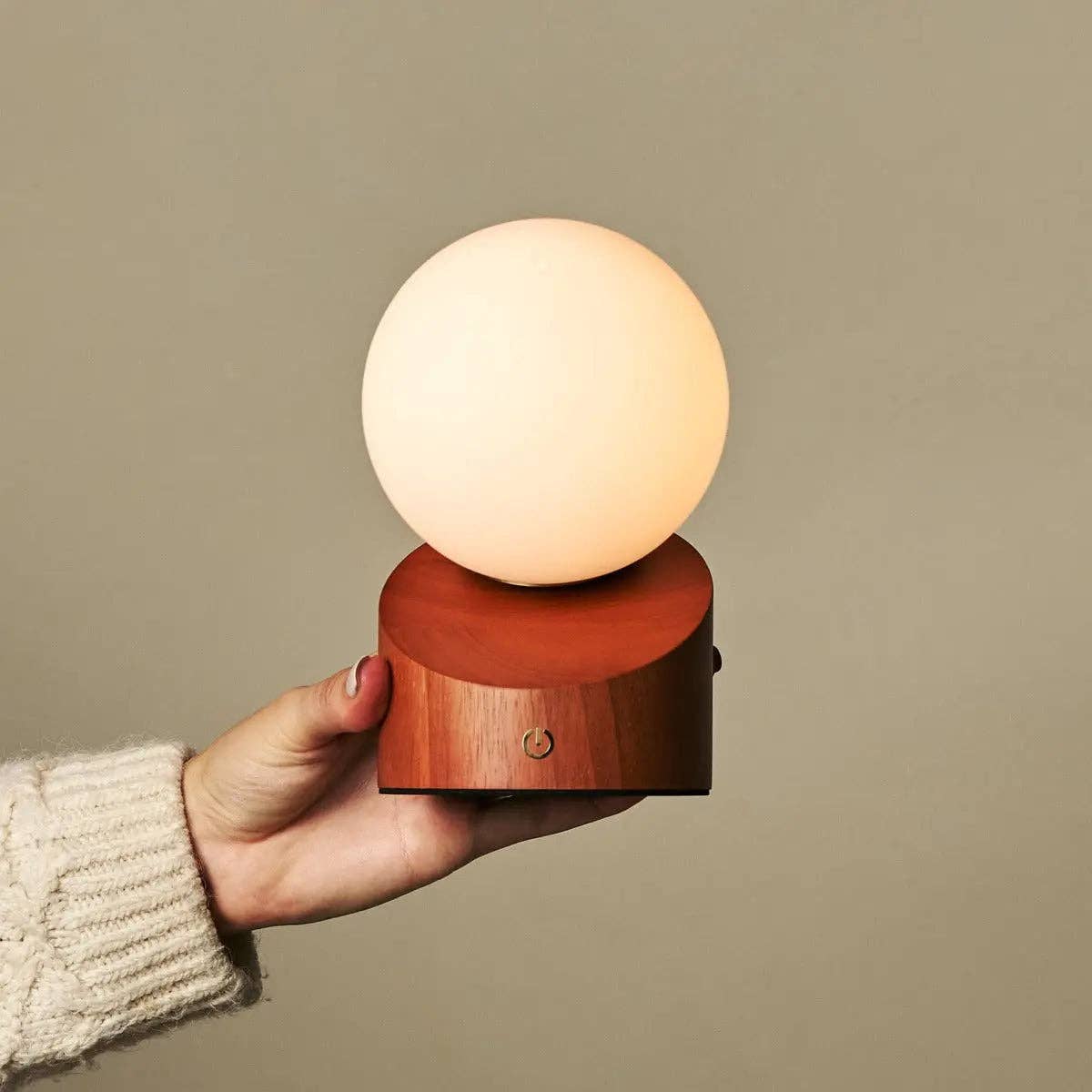 Tavellio - Wholesale Accent/Desk Lamp - Morris Chestnut Brown Rechargeable Lamp | Stylish, Cordless & Sustainable Design3