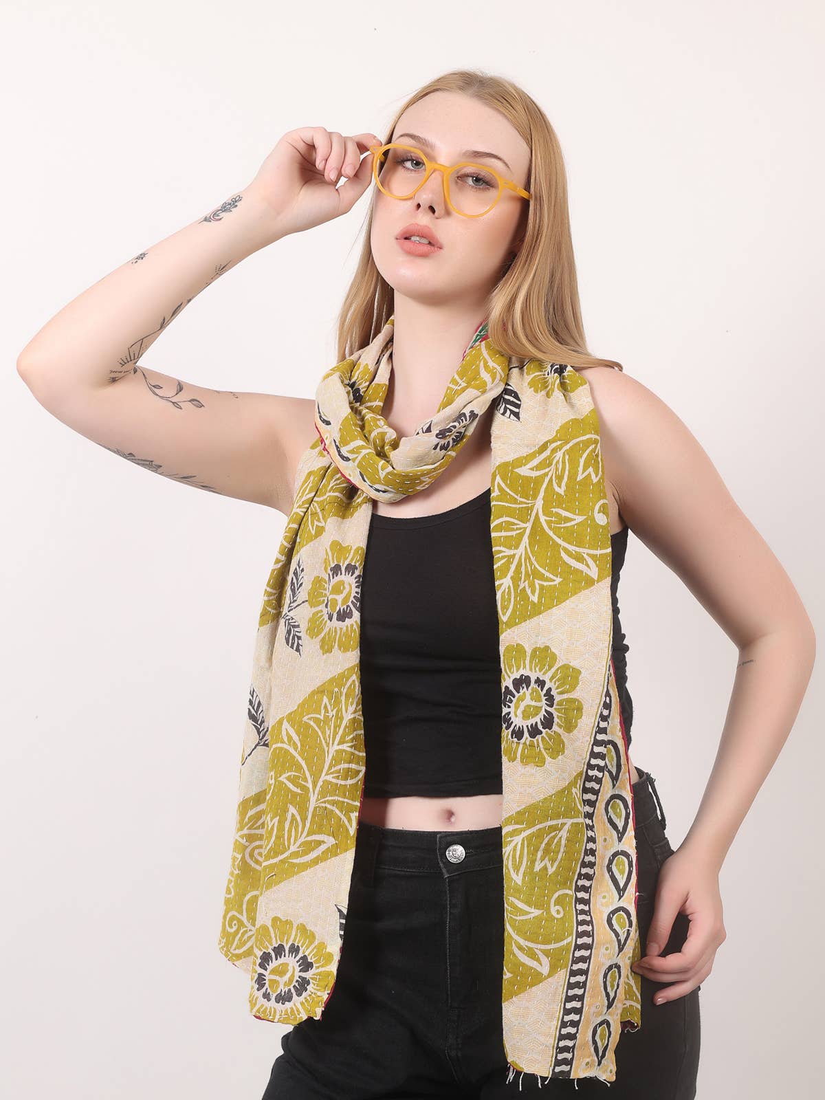 Wevez - Wholesale Scarf - Women's - Women Cover Up Vintage Reversible Kantha Scarf Wholesale Lot2