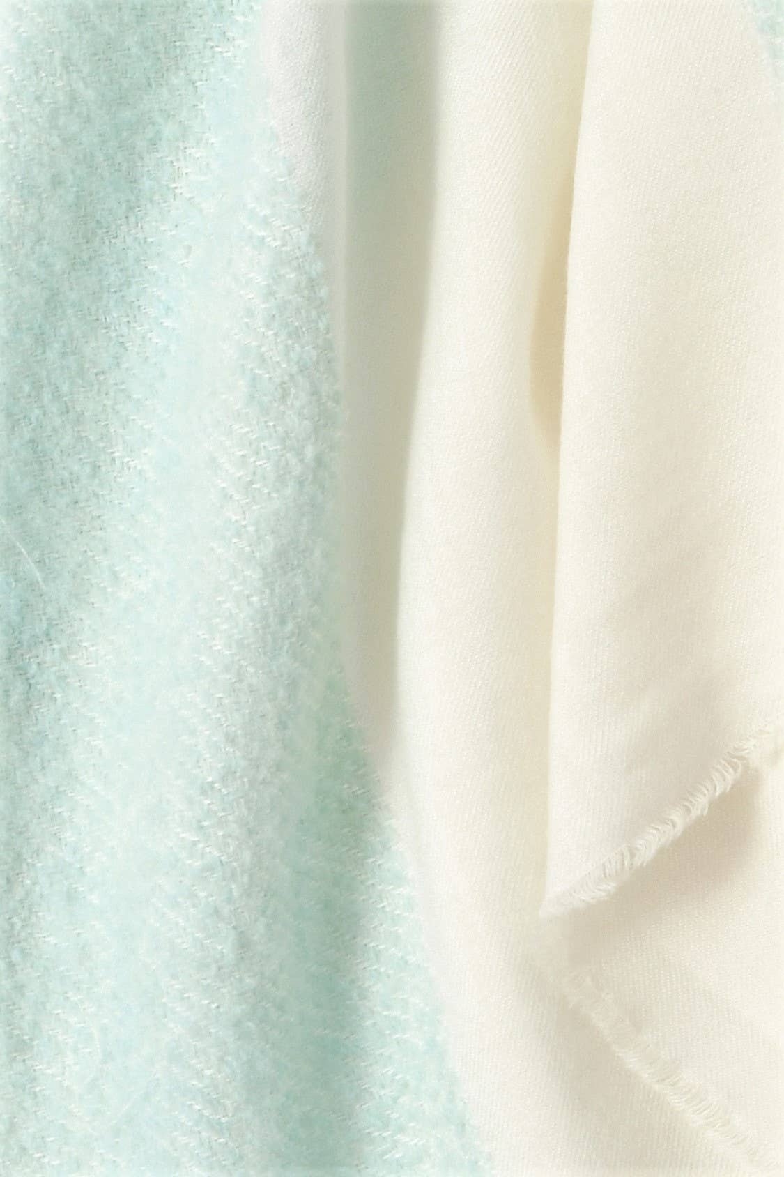 Abstract - Wholesale Scarf - Women's - Wool blend scarf with bouclé details20