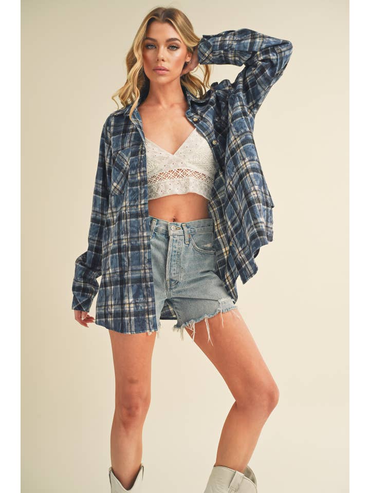AEMI + CO - Wholesale Button Down Shirt - Women's - 8323DN Laura Plaid Washed Flannel Shirt
