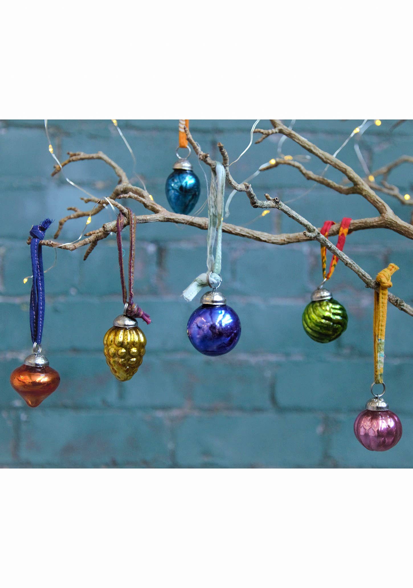 Namaste - Wholesale Christmas Decoration - Set of 6 Coloured Recycled Glass Baubles0