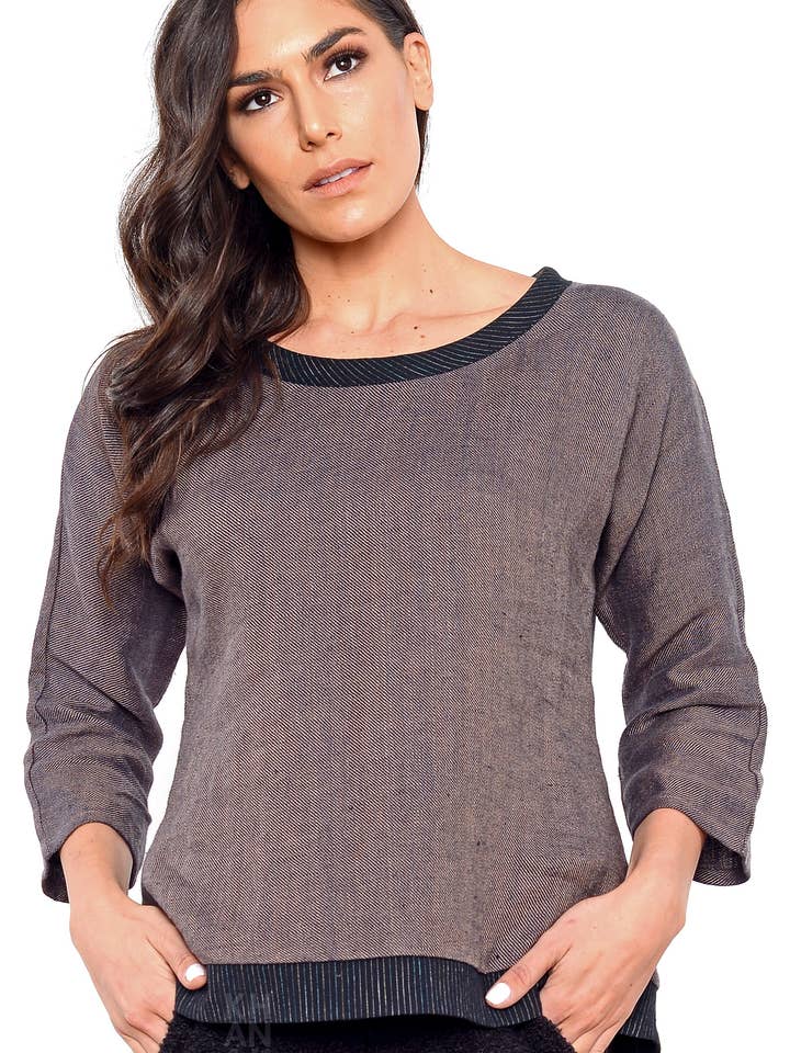 Assisi Border Top for wholesale by Khangura