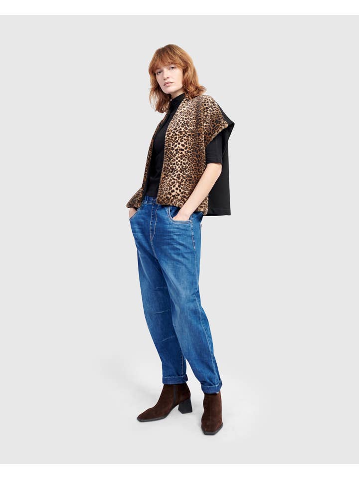 Urban Prowl Vest, Leopard for wholesale on Faire2