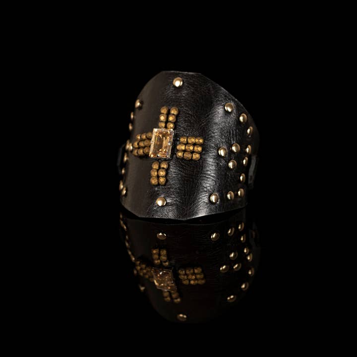 The Dark – Engroshandel Manchetarmbånd – Det antikke kors4