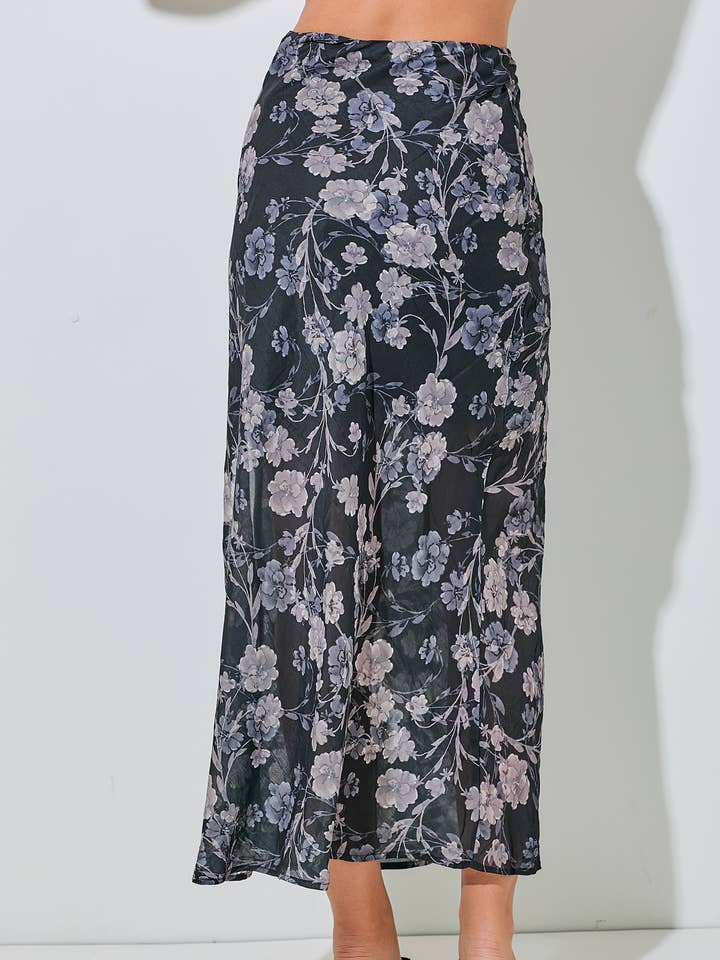 Baevely by Wellmade USA – Engroshandel Nederdel - Dame – SATIN MAXI NEDERDEL MED BLOMSTERPRINT