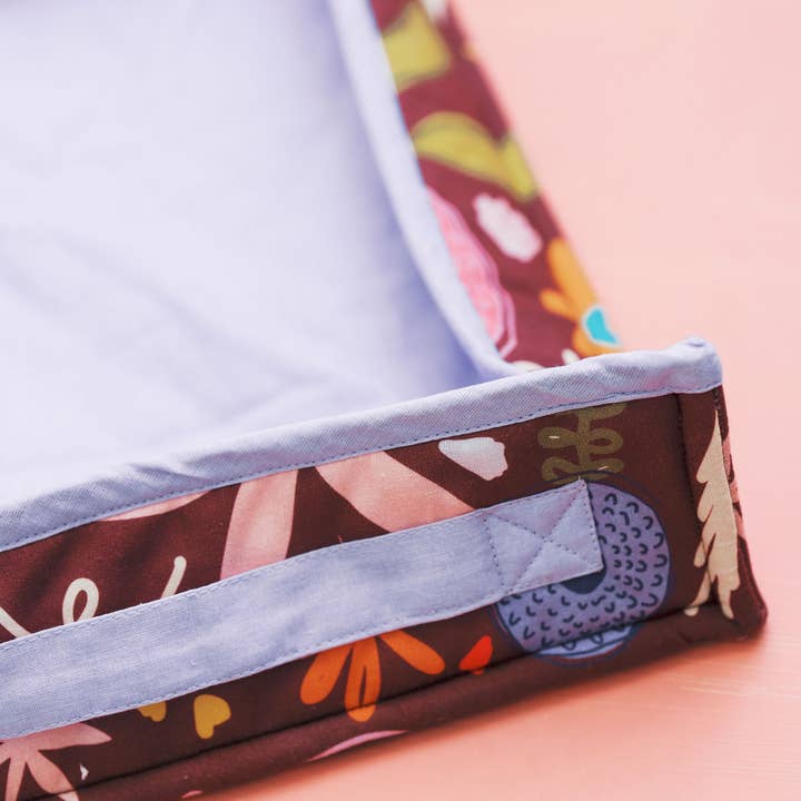 Doe A Deer - Wholesale Casserole Carrier - Falling for Floral Casserole Bestie3