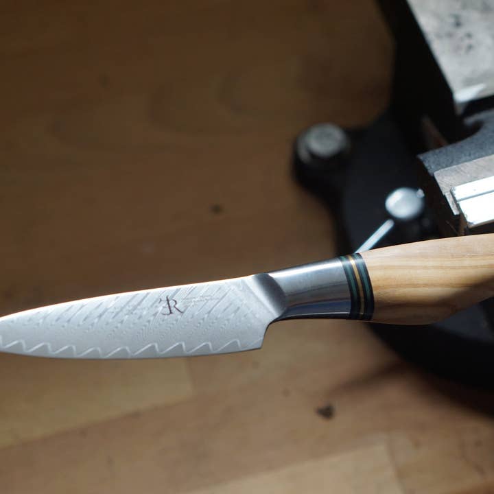 Ryda Knives – Engroshandel Køkkenkniv – Ryda Knives ST650 damask parringkniv 9 cm Nakiri1