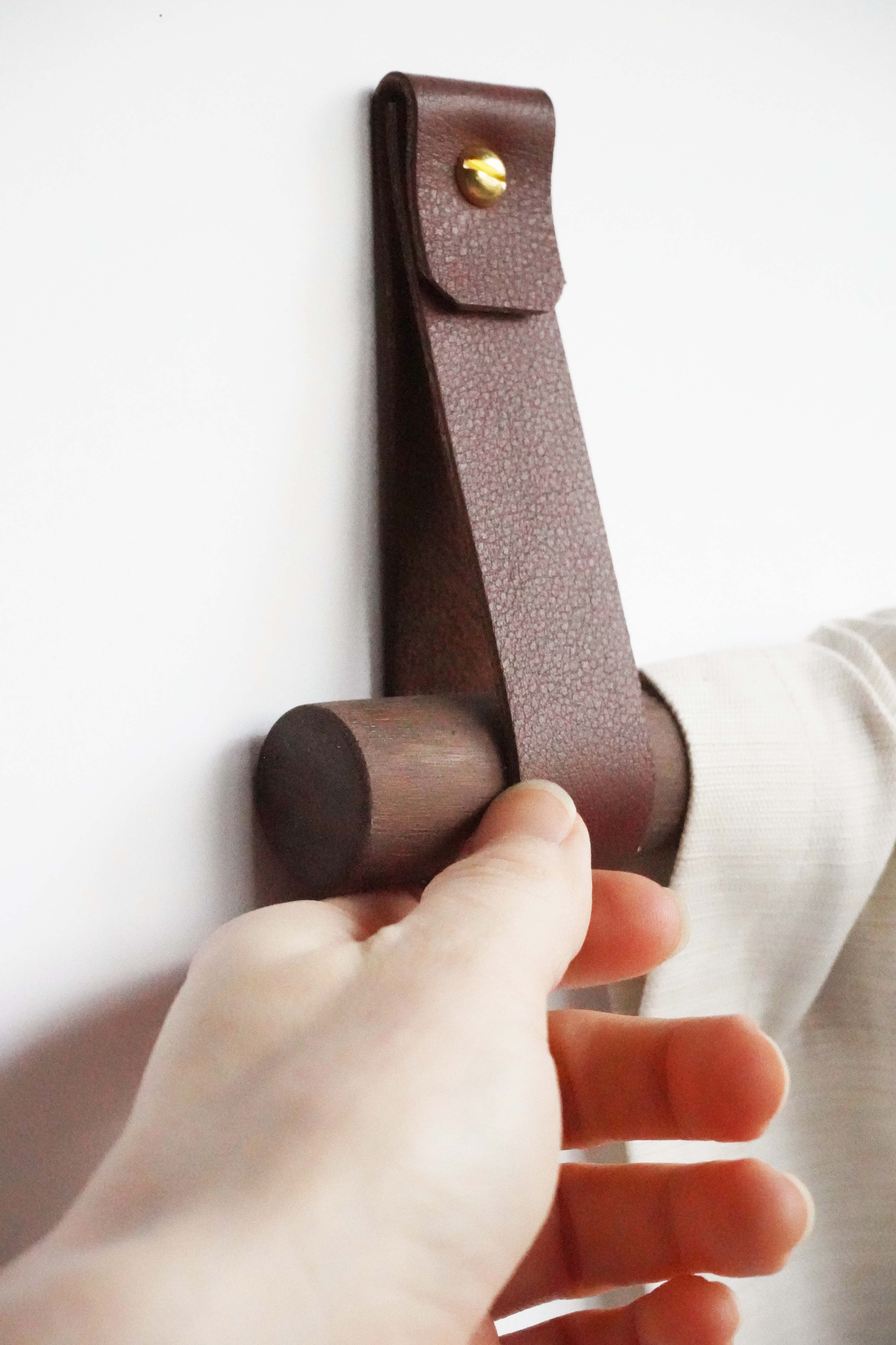 Keyaiira - Wholesale Curtain Rod - Leather Curtain Rod Brackets [Round End]11