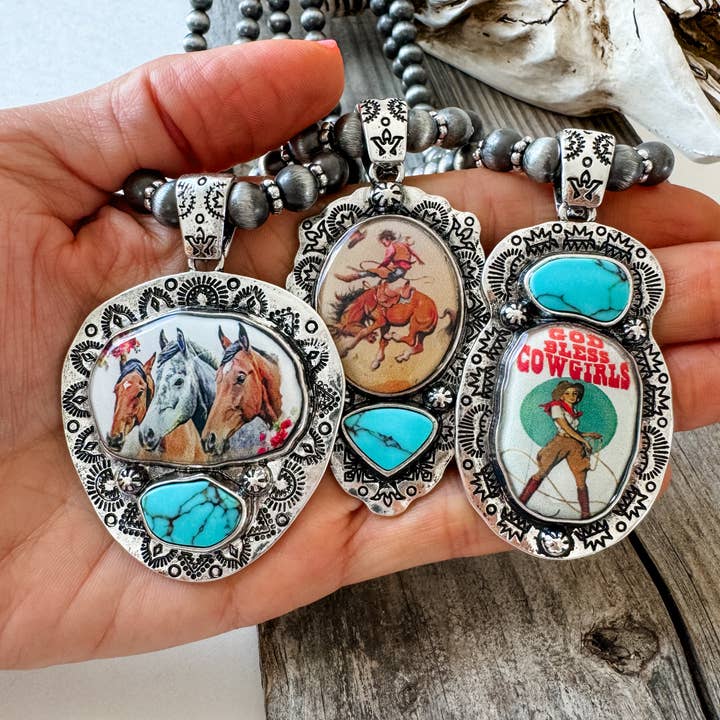 Boho Ranch Shop - Wholesale Pendant/Charm Necklace - Western Print Pendant Necklace - Navajo Style Pearl