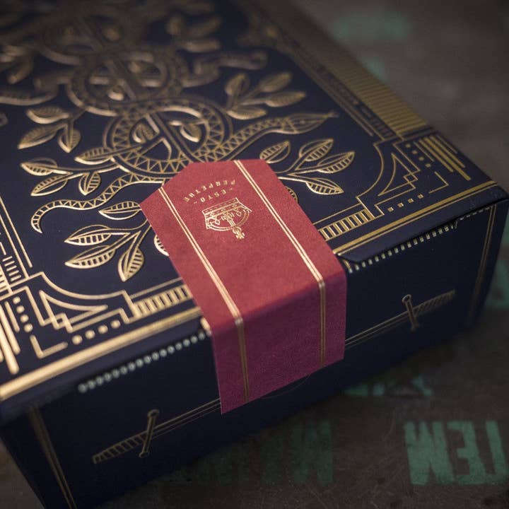 theory11 - Wholesale Playing Cards - Monarchs14