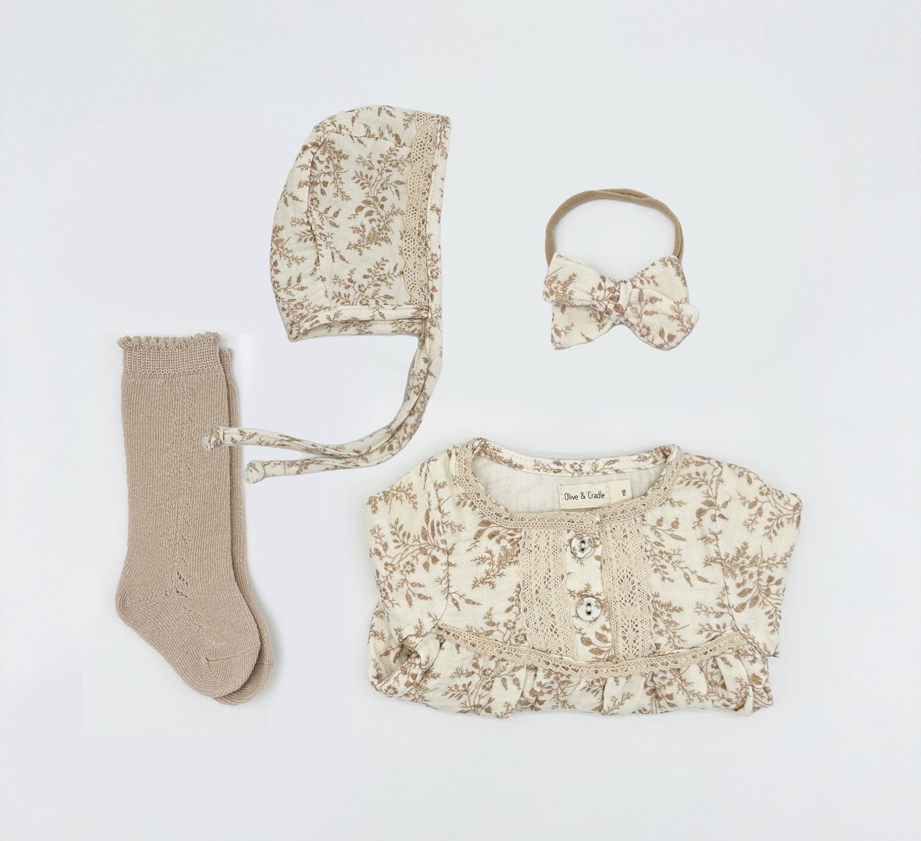 OLIVE & CRADLE – wholesale Klädesset - Baby – Elodie långärmad romper-set8