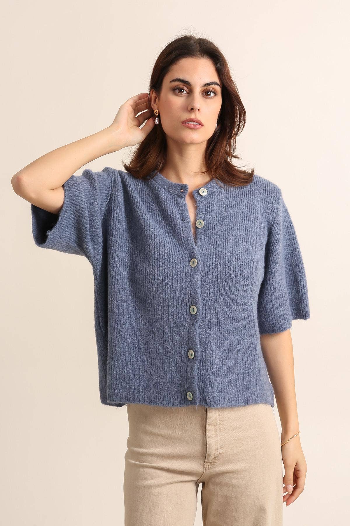 LÉA & LUC – Großhandel Strickjacke – Damen – Damen-Cardiganweste REF. 50755 aus weichem Strick10