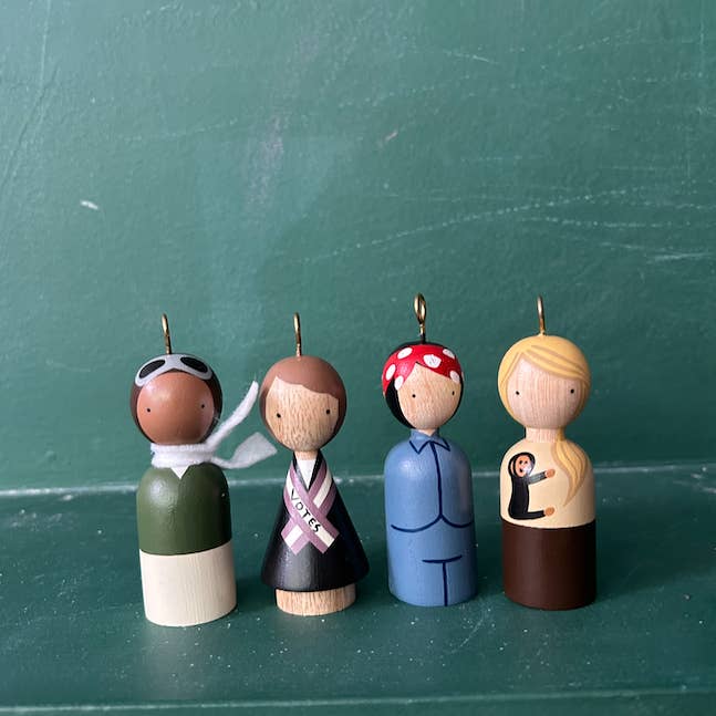 LOTE 10: Mujeres Modernas con Adornos de Bessie Coleman para venta al por mayor de Goose Grease