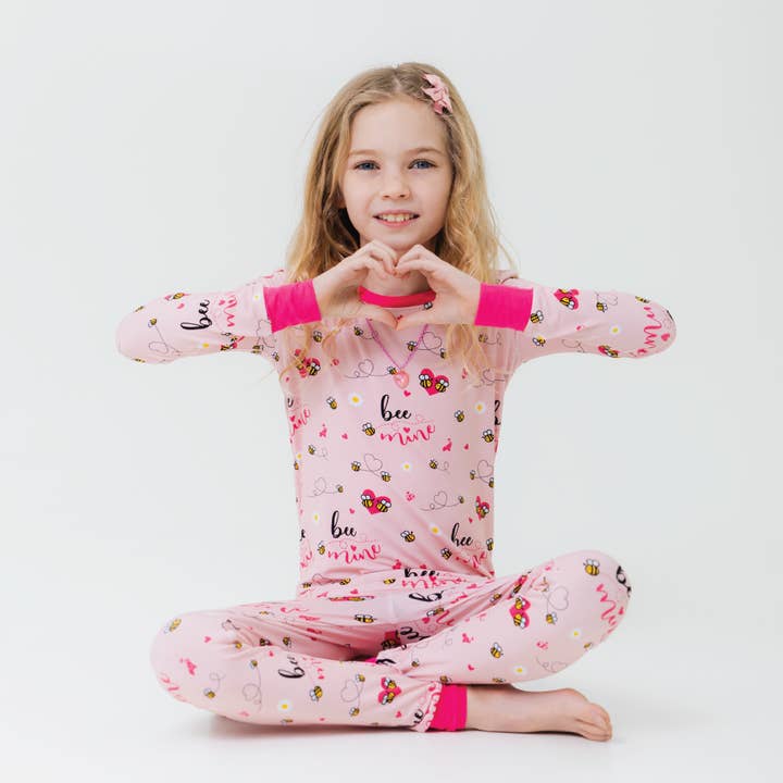 Bam & Stitch – wholesale Sleepwear set – Kids – Bee Mine Two-Piece Long Sleeve Pajama Set