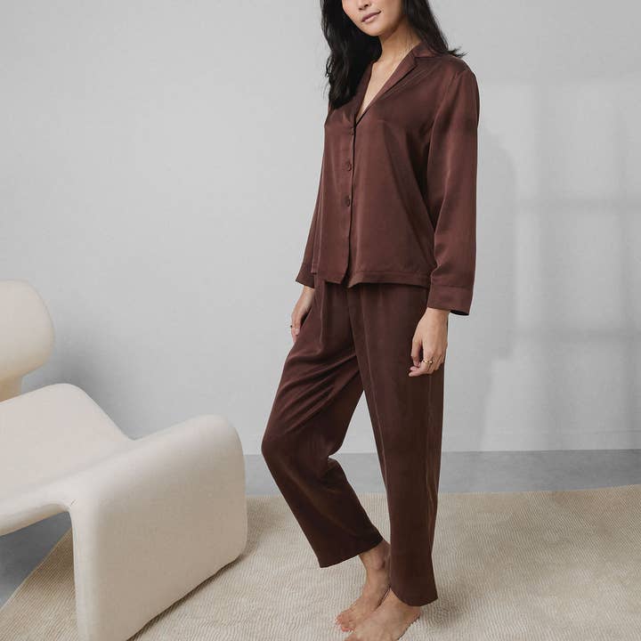 Dozing Umber Washable Silk Long Sleeve Pant Set for wholesale on Faire