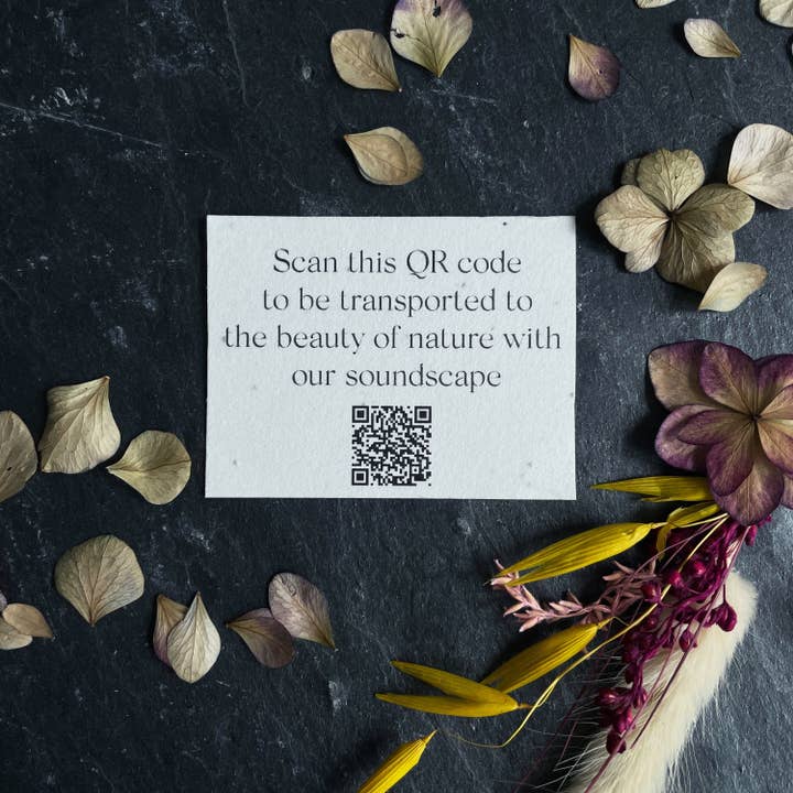 The Home Moment Candles Ltd - Wholesale Jar/Filled Candle - Fire | Honey & Sandalwood Fragranced Candle3