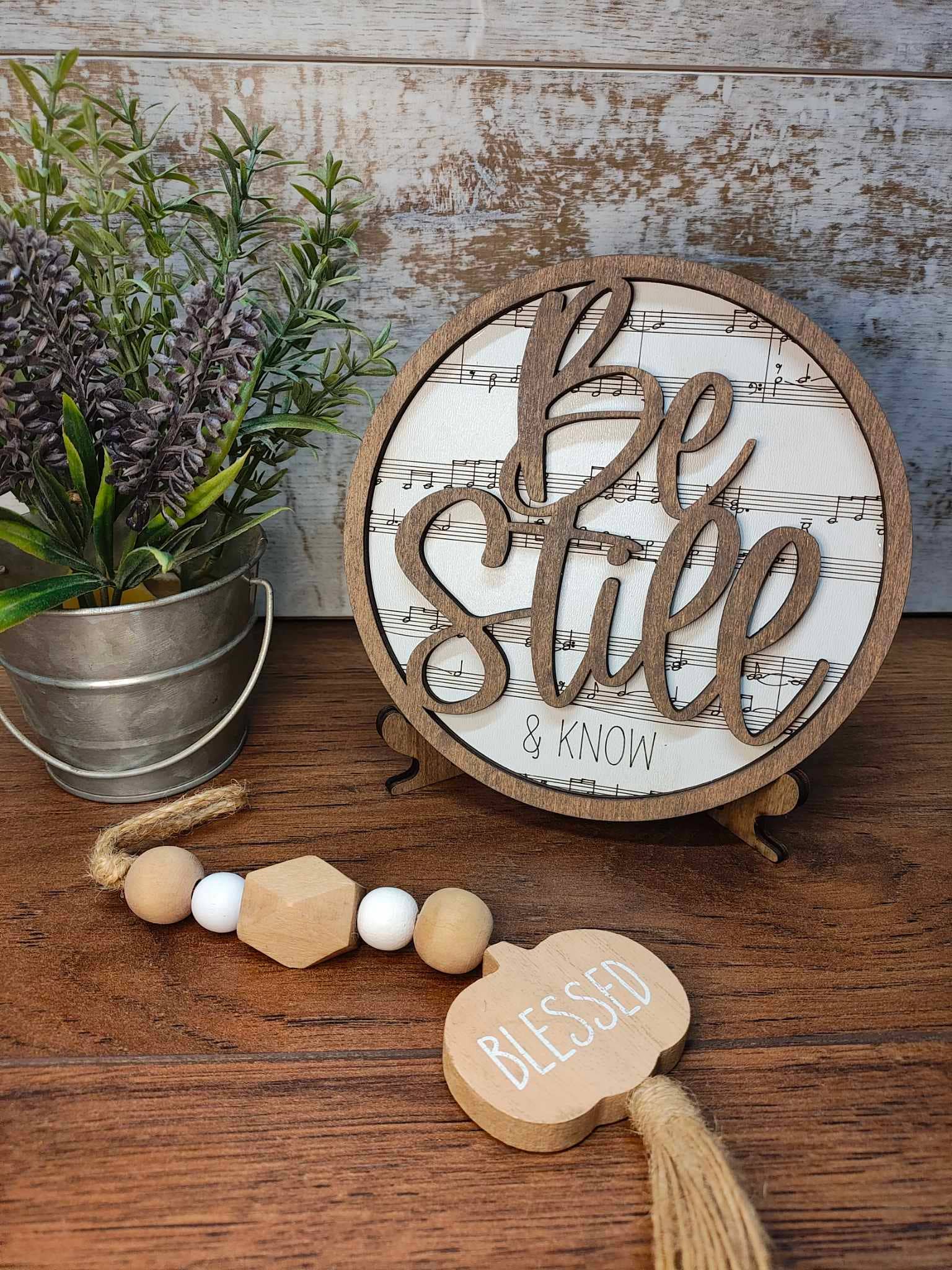 Heartland Decor - Wholesale Sign - Lyric Round Signs with stand, 15 songs to choose from17