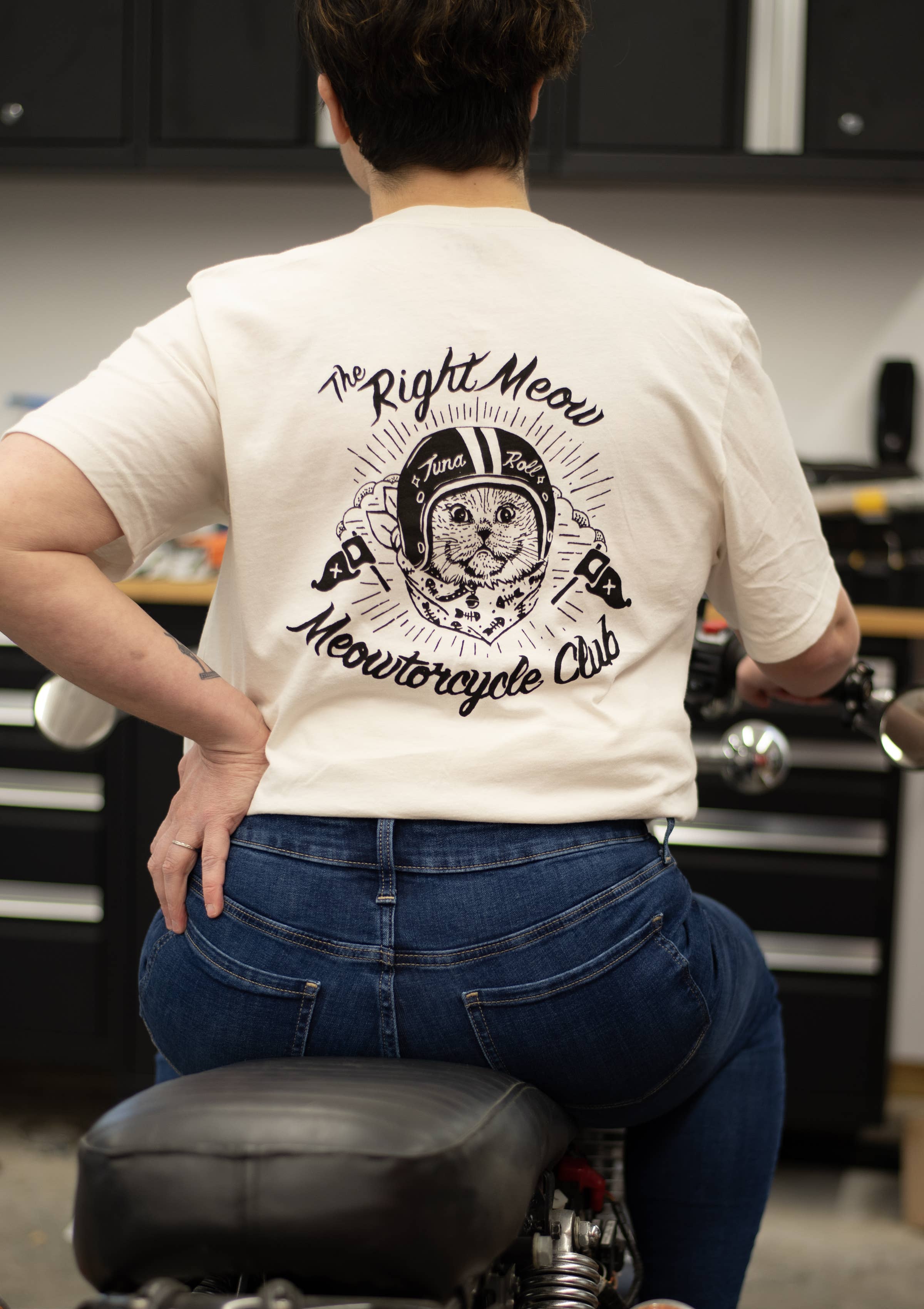 Simka Sol - Wholesale T-Shirt (Graphic) - Unisex - Meowtorcycle club - Unisex tshirt2