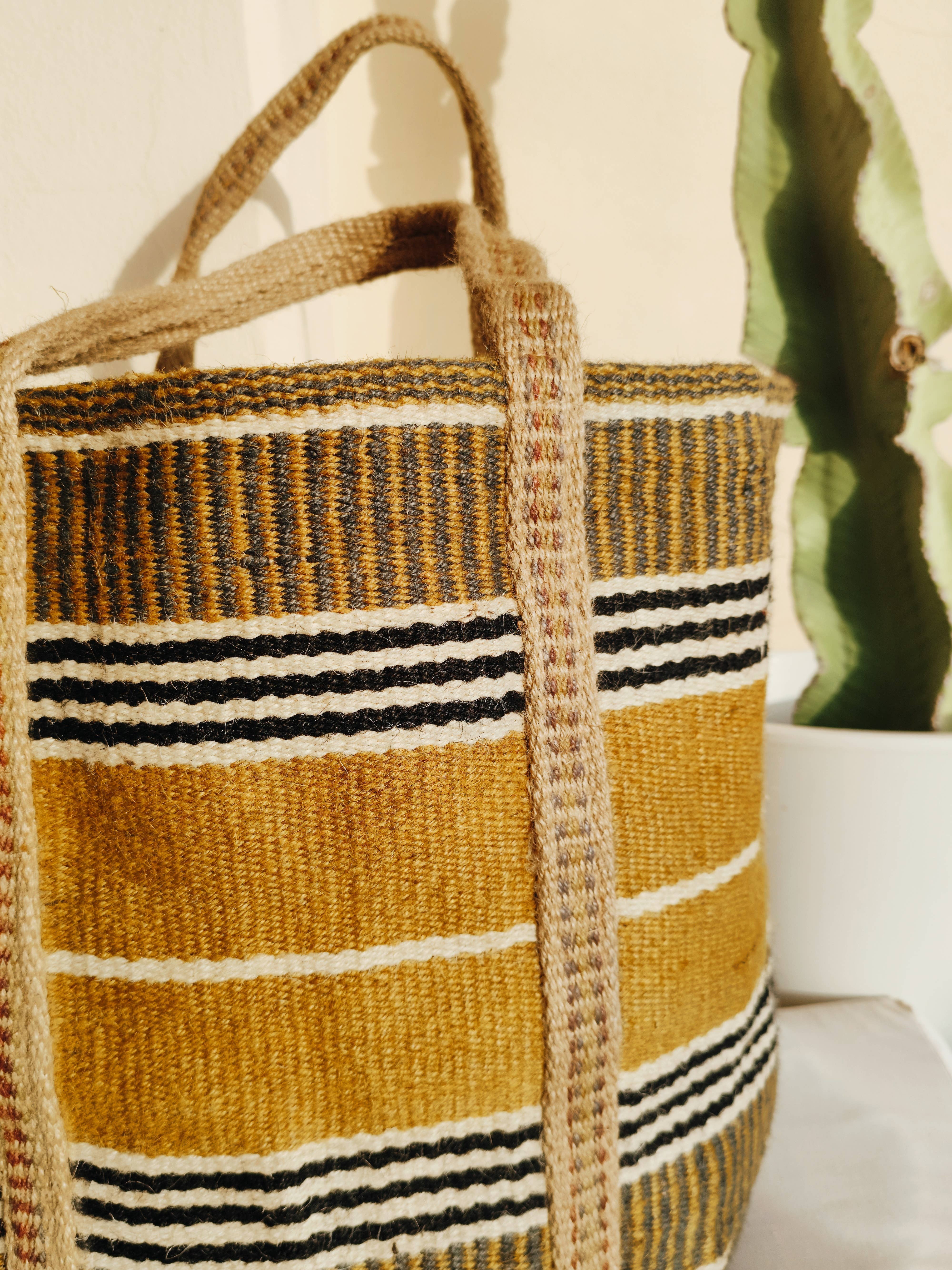 Maya Mallorca - Wholesale Ornament Set - XXL JUTE BASKET 60X43CM