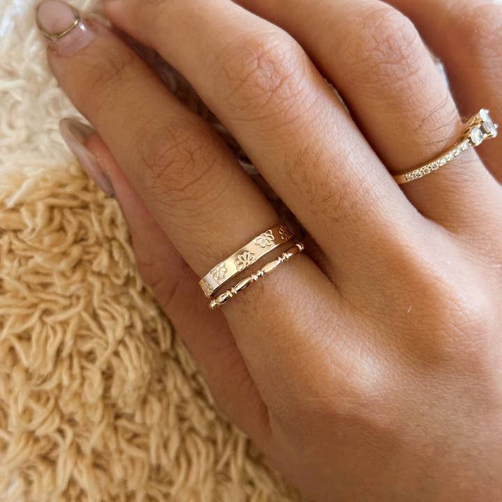 Laine Honolulu - Wholesale Band/Stacked Ring - Daisy Stamped Ring6