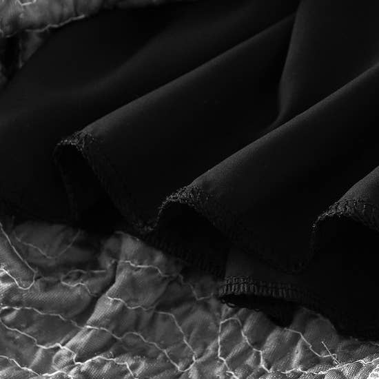 Rosa Clothing - Wholesale Skirt - Women's - Christmas Sequin column skirt with back slit - one size12