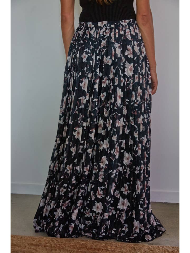 Black Multi L7752 | Woven Chiffon With Pleats Waist Band Wide Leg Pants for wholesale on Faire