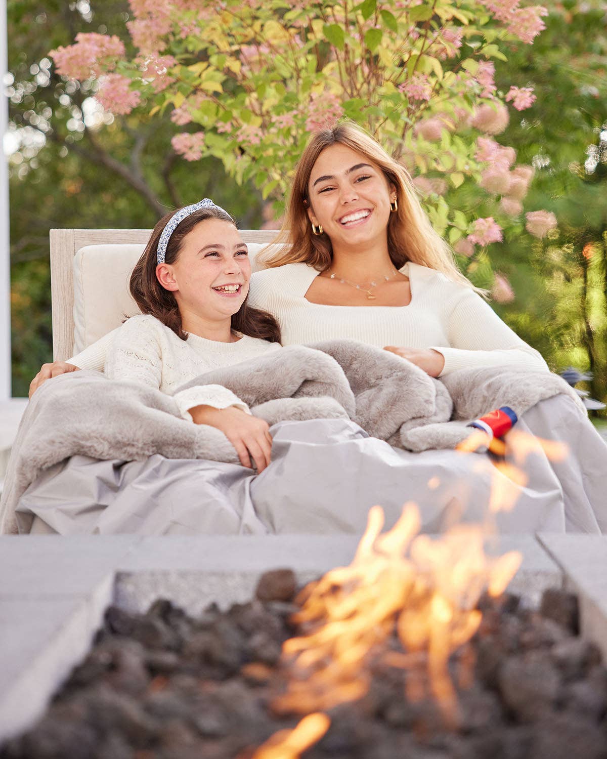 Pretty Rugged - Wholesale Throw Blanket - Waterproof Windproof Outdoor Blanket | Pretty Rugged30