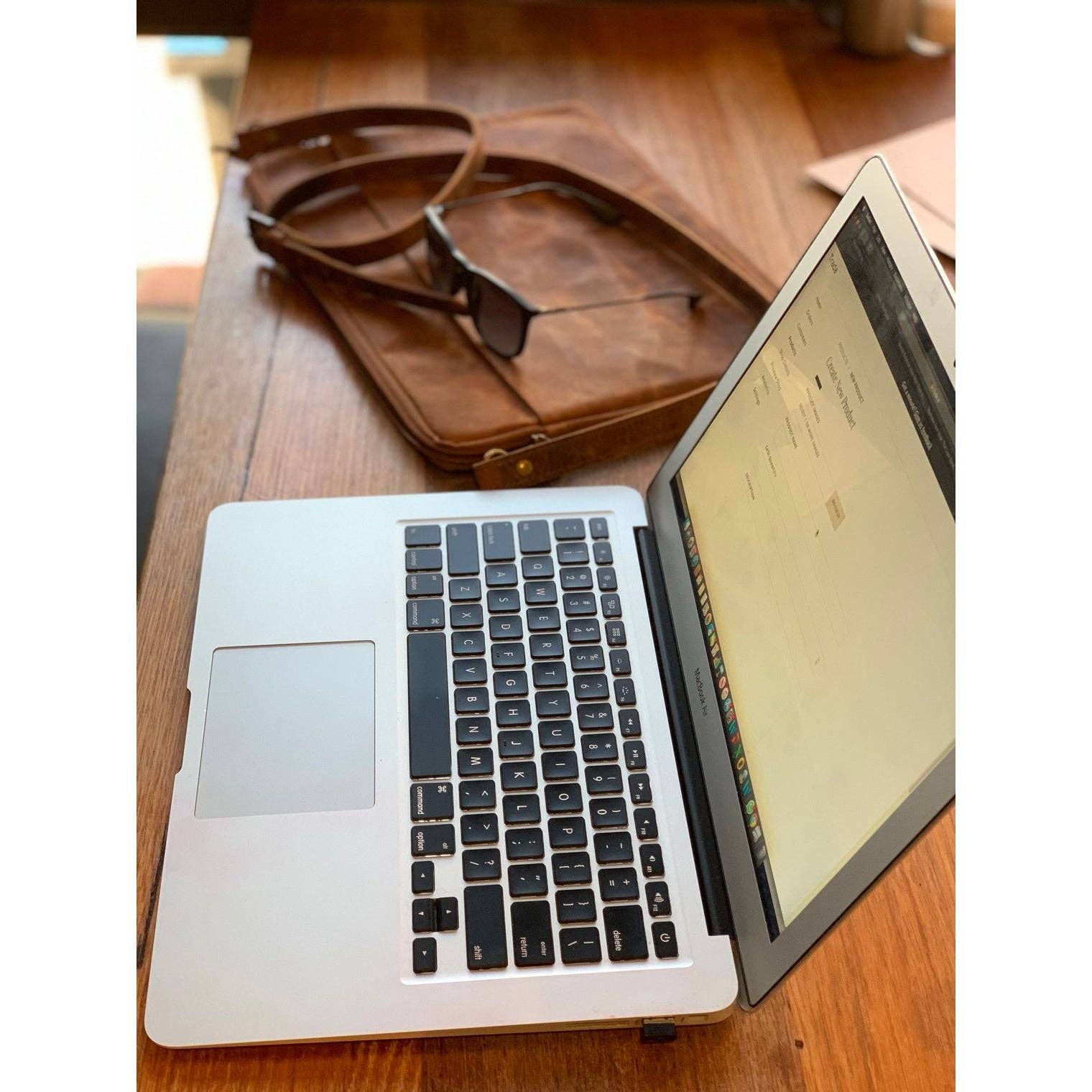 MLC - Wholesale Laptop/Tablet Case - Women's - Exquisite Edition Leather Macbook Sleeve Laptop Bag5