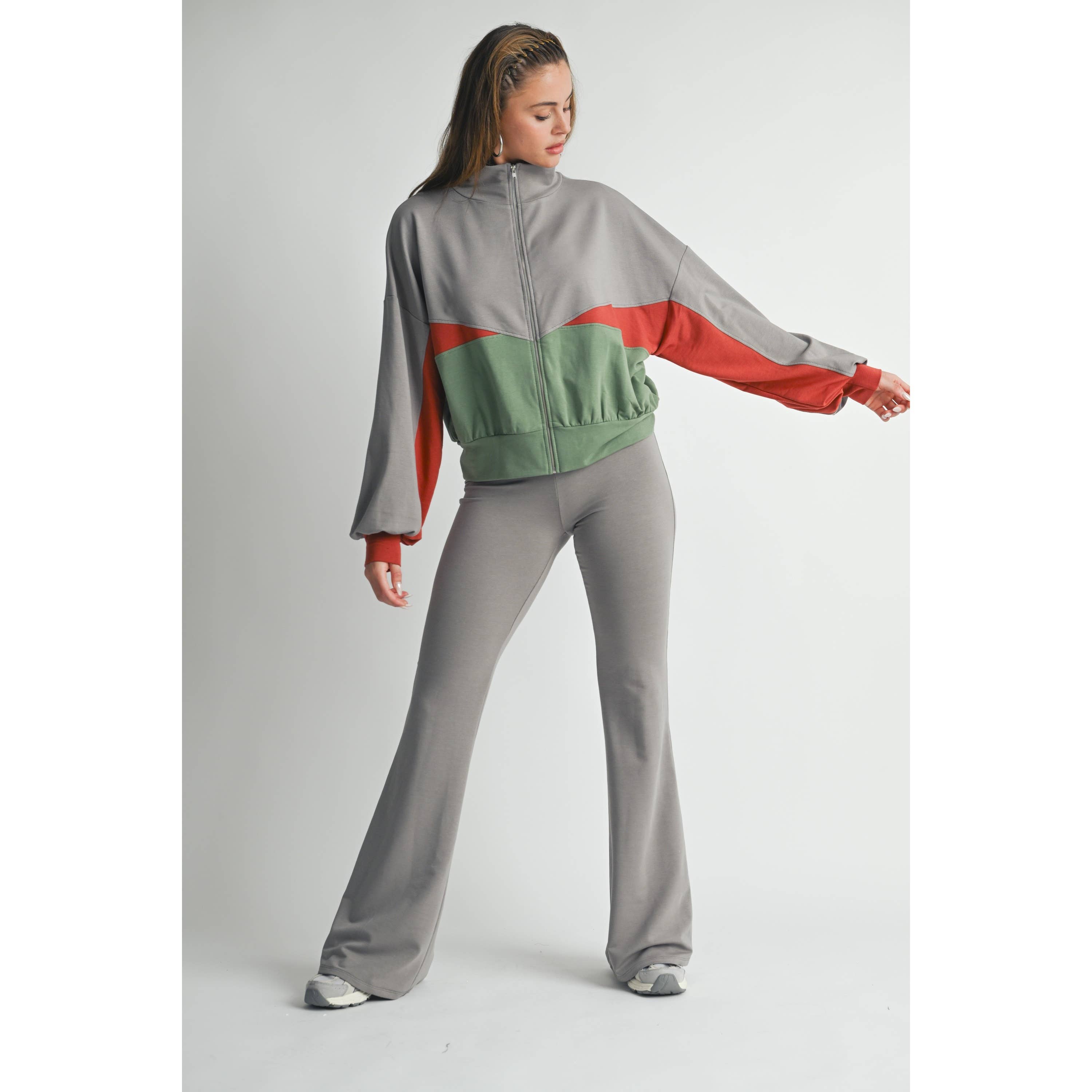 omgstyles - Vendita all'ingrosso Completo top e pantaloni (NON loungewear) - Donna - SET GIACCA E PANTALONI MULTICOLORE3