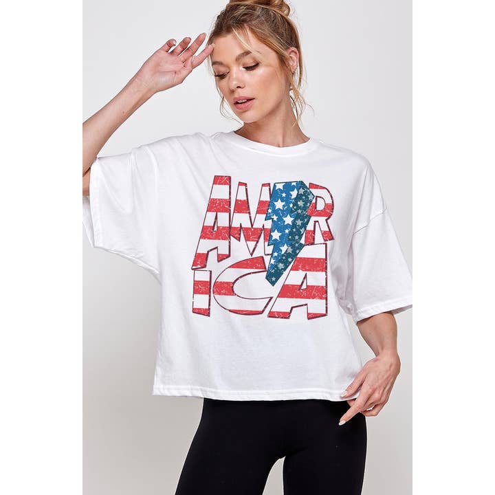 COLORBEAR – wholesale T-shirts med screentryck – Dam – AMERIKA, AMERIKANSKA FLAGGAN ÅSKA BLIXTNEDSLAG AVSLAPPNAD GRÖDA TOPP