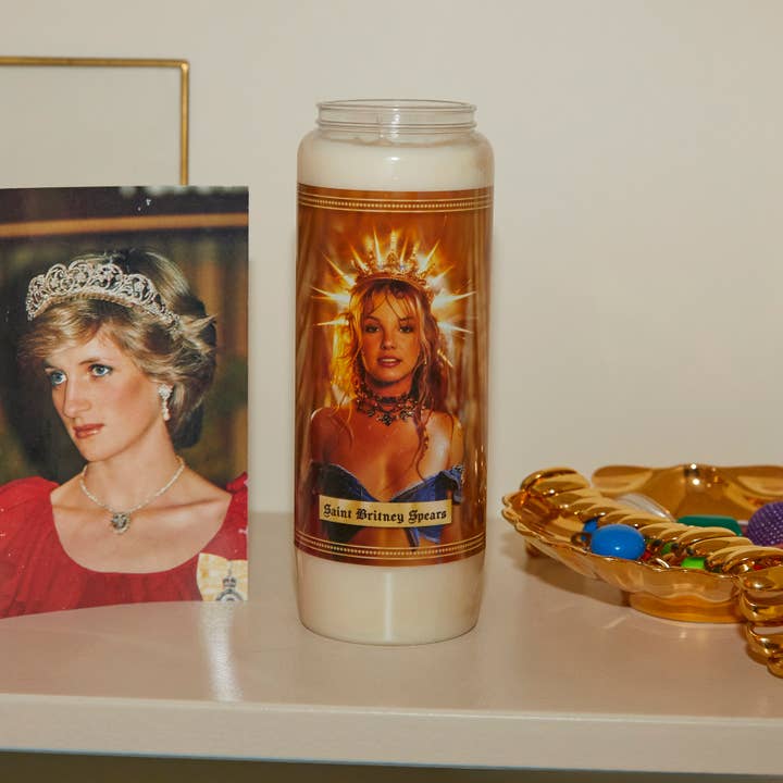 Icon Maniacs – wholesale Votive candle – Britney Spears Gold Candle