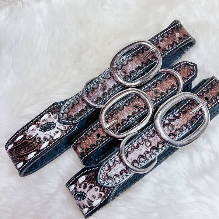 The Sterling Gypsy - Venta al por mayor Collar - Perros - Collar vaquero para perro vaquero de piel blanca cosida a látigo, labrado a mano, vaca, perro de granja