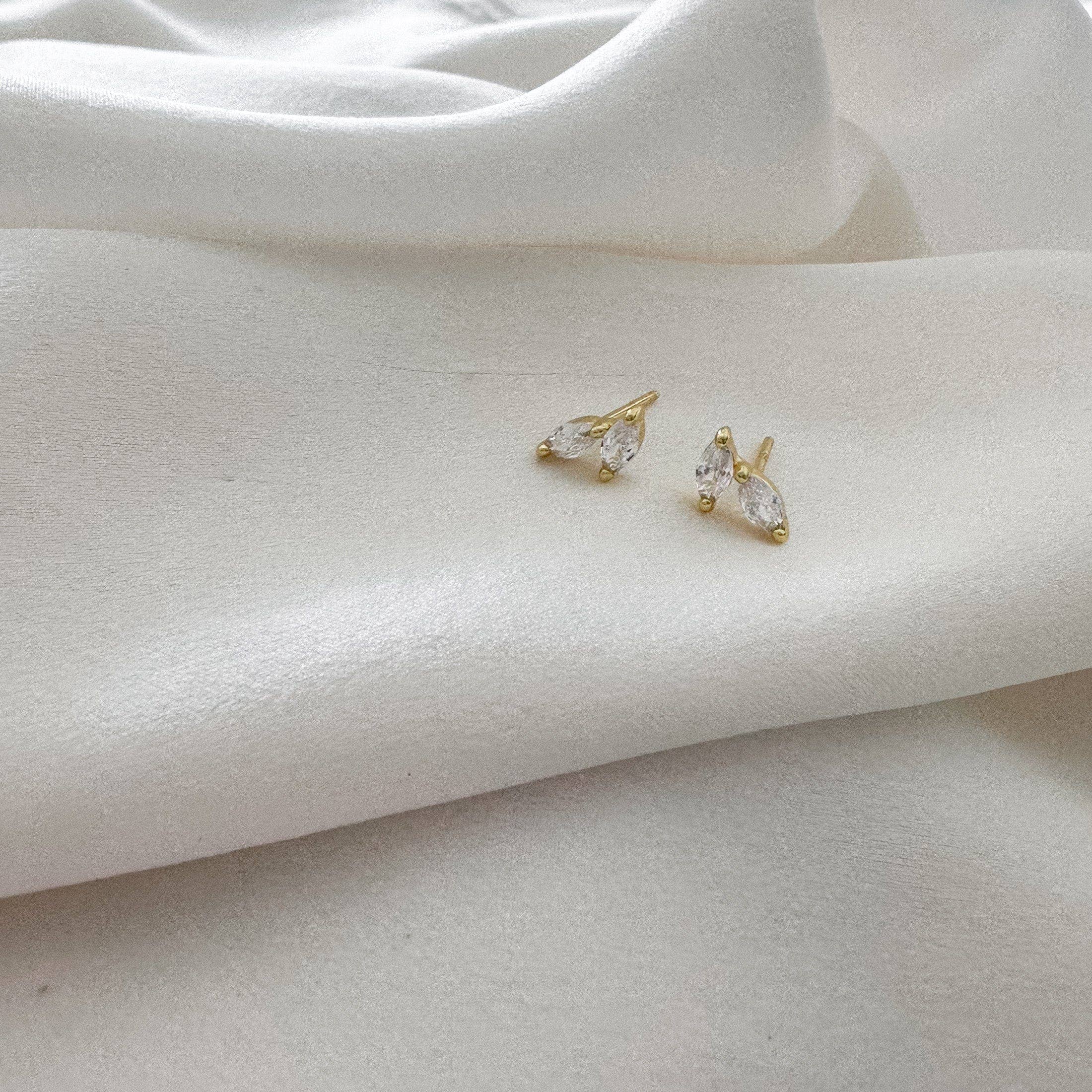LE Sensor – wholesale Stud/post earrings – Alora Leaf Stud Earrings 8.7mm Gold Plated Tarnish Free0