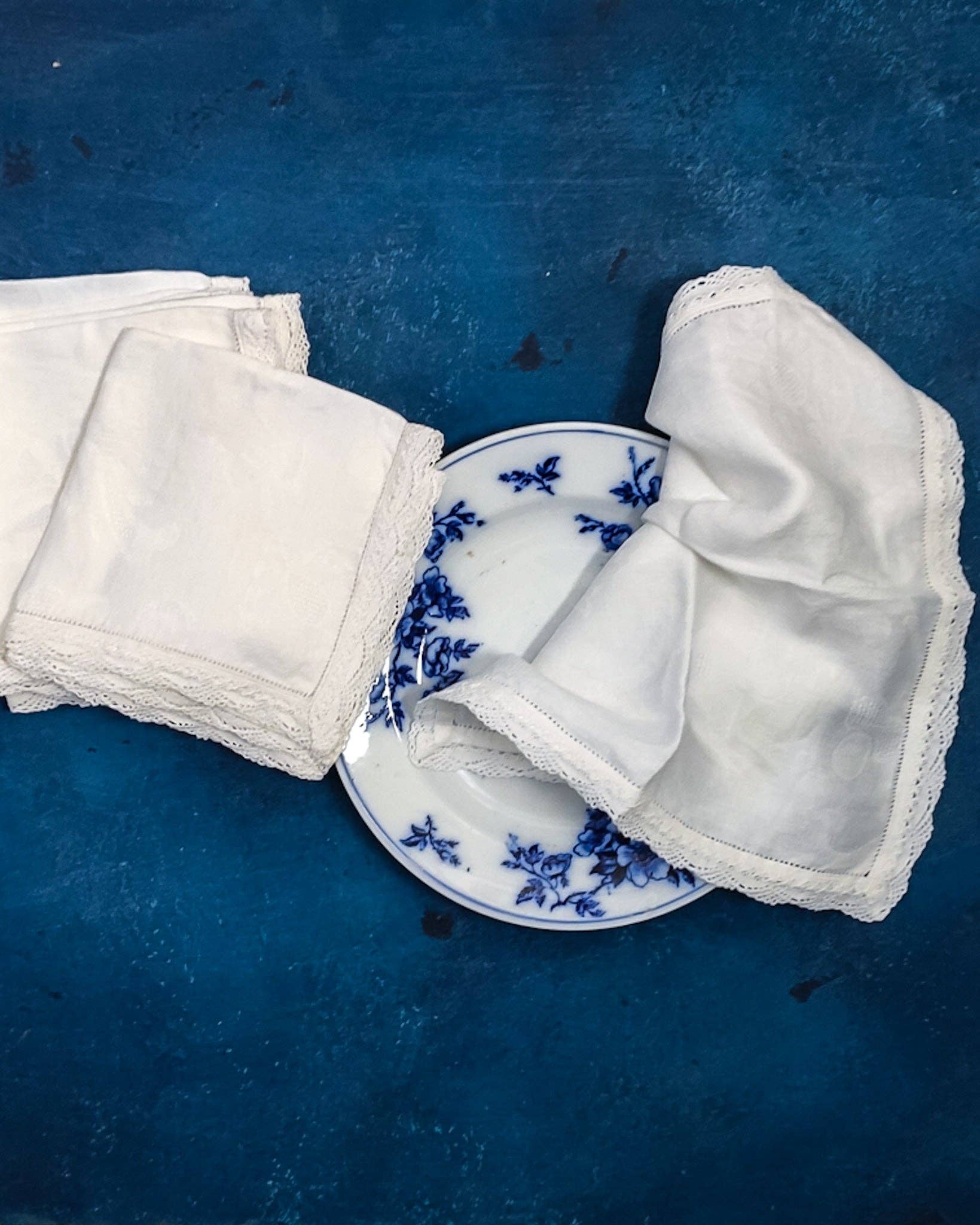 Heyfoo - Wholesale Dinner & Cloth Napkin - Set of eight flanders cotton napkins with attached lace2