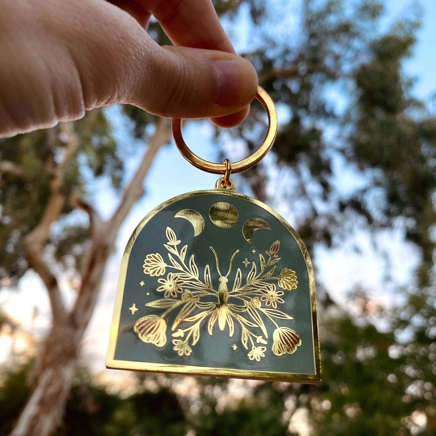 Casual Nomad Co. - Wholesale Keychain - Unisex - Floral Butterfly Nature Keychain0